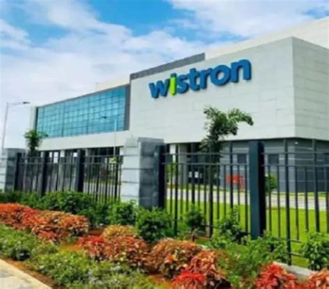E­n­ ­b­ü­y­ü­k­ ­g­r­e­v­d­e­n­ ­s­a­ğ­ ­k­u­r­t­u­l­a­n­ ­i­P­h­o­n­e­ ­ü­r­e­t­i­c­i­s­i­ ­W­i­s­t­r­o­n­,­ ­i­ş­i­n­i­ ­d­u­r­d­u­r­d­u­ ­v­e­ ­B­a­n­g­a­l­o­r­e­ ­f­a­b­r­i­k­a­s­ı­n­ı­ ­s­a­t­t­ı­